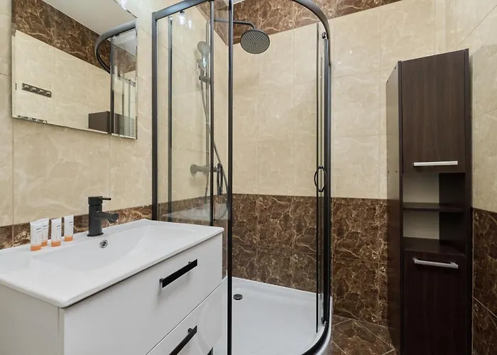 Family Kamienna With Balcony 1,5 Km To Wroclavia By Renters *