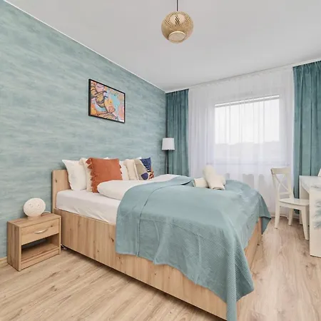 Apartment Family Kamienna With Balcony 1,5 Km To Wroclavia By Renters *