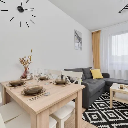 Family Kamienna With Balcony 1,5 Km To Wroclavia By Renters Wroclaw